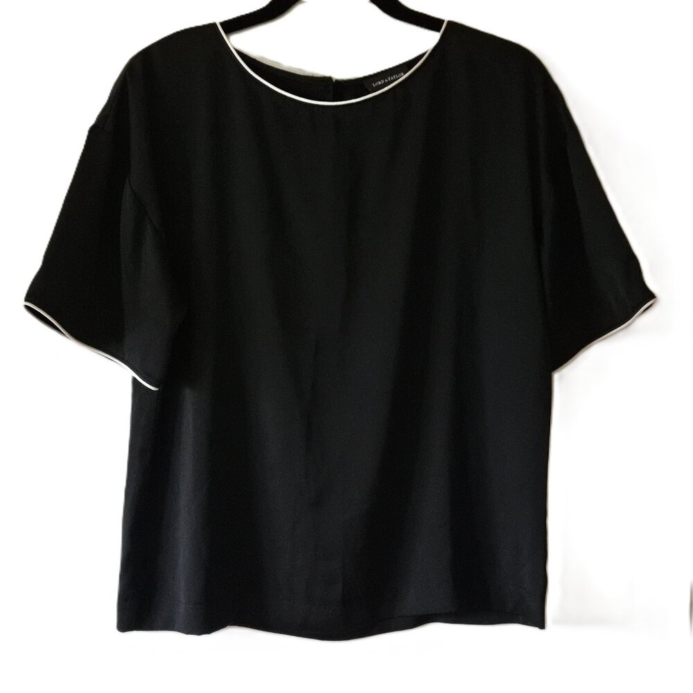 Lord & Taylor Black Short Sleeve Top NWT